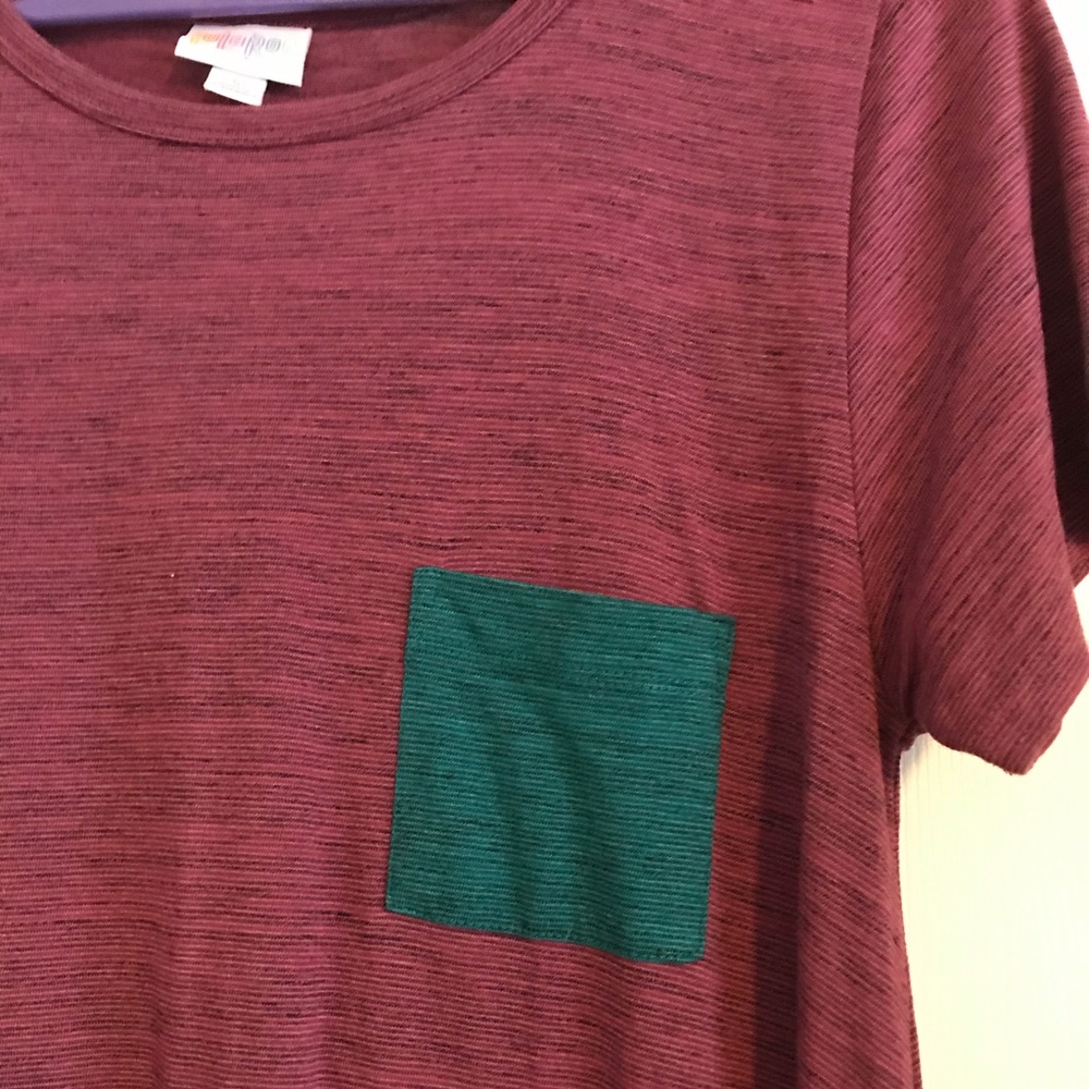 🎯LuLaRoe Carly maroon micro stripe teal pocket S - Picture 2 of 3